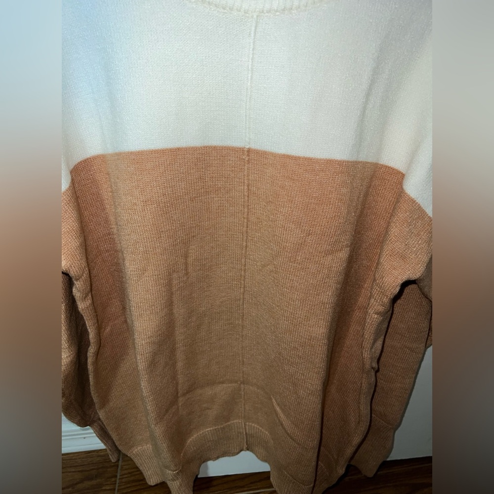 Sweater - Picture 2 of 6